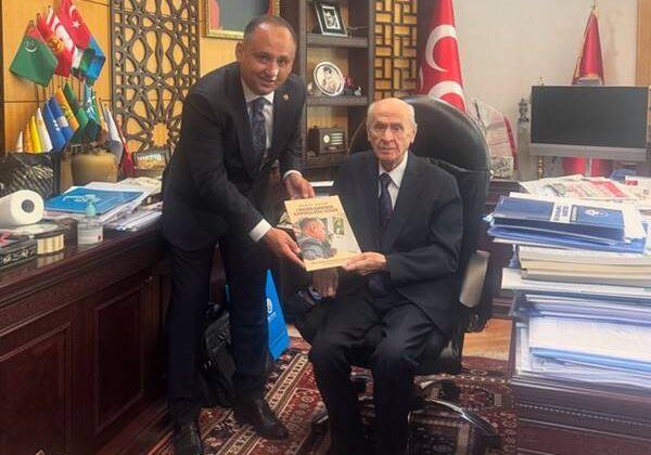 MHP. İLÇE BAŞKANI MURAT KAÇAK BAHÇELİYİ ZİYARET ETTİ..